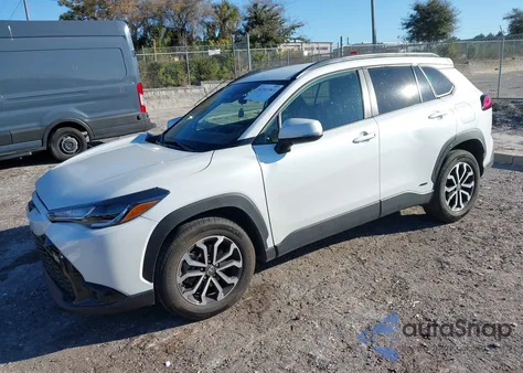 2024 Toyota Corolla Cross Hybrid Se z USA, uszkodzony, nr VIN 7MUFBABG3RV017248